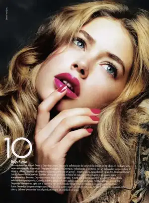 $Doutzen-Kroes-doutzen-kroes-8426967-1152-1567.webp
