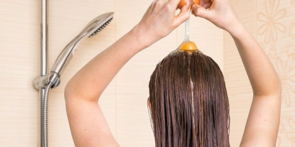 Kıvırcık Saçlar İçin Yumurta ve Zeytinyağlı Saç Kremi Tarifi