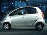 $800px-Tata_Nano_.jpg