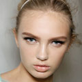 $hbz-Doll-Lashes-Vuitton-makeup-trend-ss12-th.jpg