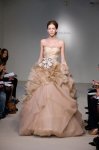 $Vera-Wang-2011-Yaz-Gelinlik-Modelleri-3.jpg