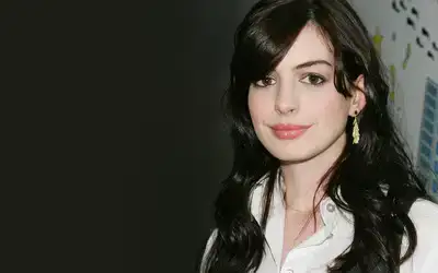 $anne-hathaway-337-400x250.webp