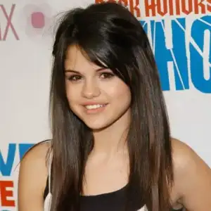 $selenagomez3.webp