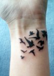 $Kus_bilek_black_birds_tattoo_dovme.jpg