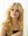 $avril-lavigne-resim-001.jpg