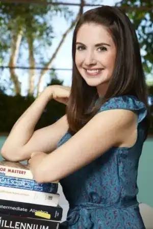 $alison-brie-community-3.webp