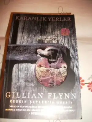 $gillian flynn karanl&#305;k yerler.jpg