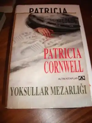 $patricia cornwell yoksullar mezarl&#305;&#287;&#305;.jpg