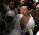 $Aamir Khan Leaves For HAJJ Photos (19).jpg