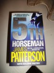 $james patterson 5th horseman - Kopya.jpg