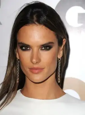 $5-best-alessandra-ambrosio-504.webp