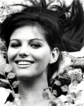 $claudia-claudia-cardinale-27443400-454-569.jpg