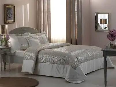 $71003936.webp