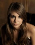 $willa-holland-photo.jpg