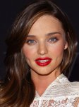 $cos-fall-makeup-0811-miranda-kerr-de.jpg