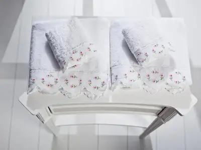 $ENGLISH HOME Tiny NakÃ½Ã¾lÃ½ YÃ¼z Havlusu Beyaz 1.webp