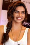 $deepika_padukone_cocktail.jpg