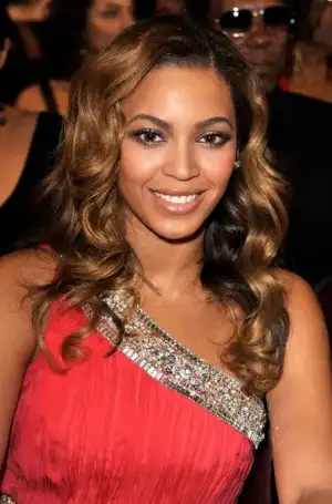 $beyonce-hairstyles-3.webp