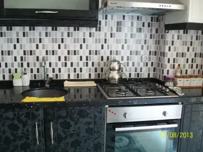 $100_9176.webp