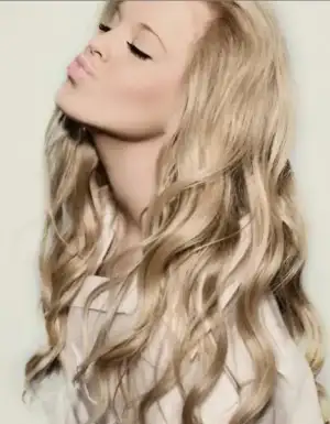 $long-blonde-hair.webp