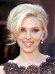 $Scarlett_Johansson+Sept_2004.jpg