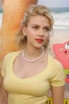 $scarlett-johansson-sponge-bob-square-pants-premiere-06.jpg