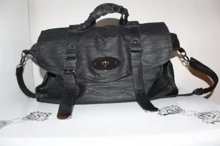 $10959.webp