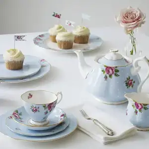 $polka_blue_cupcake_cat.webp