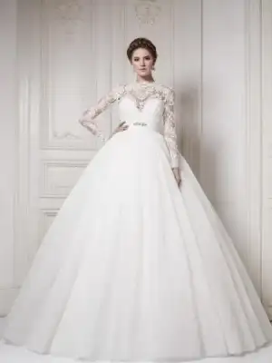 $ersa-atelier-2013-wedding-dress-b.webp