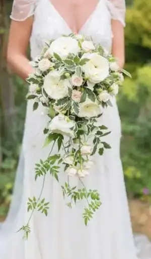 $wedding-trend-of-2014-30-charming-cascade-wedding-bouquets-23.webp