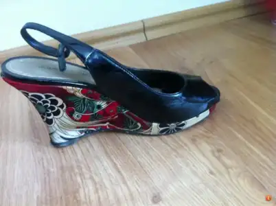 $16 saten taban.webp