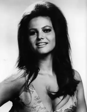 $Claudia-Cardinale-claudia-cardinale-9839871-454-584.webp