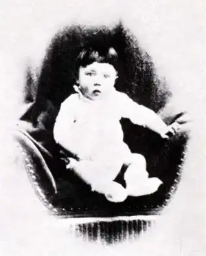 $Adolf-Hitler-when-he-was-1-year.webp