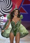 MIRANDA-KERR-at-2012-Victorias-Secret-Fashion-Show-in-New-York-4.jpg