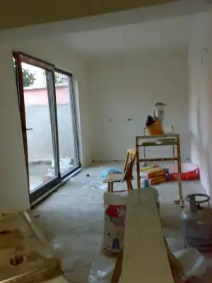 $23052011836.webp