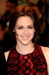 $2011-met-costume-gala-red-kristen-stewart-3-05022011-03-430x650.jpg