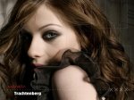 $Michelle_Trachtenberg_004[1].jpg